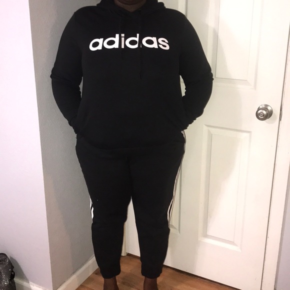 adidas tracksuit xl